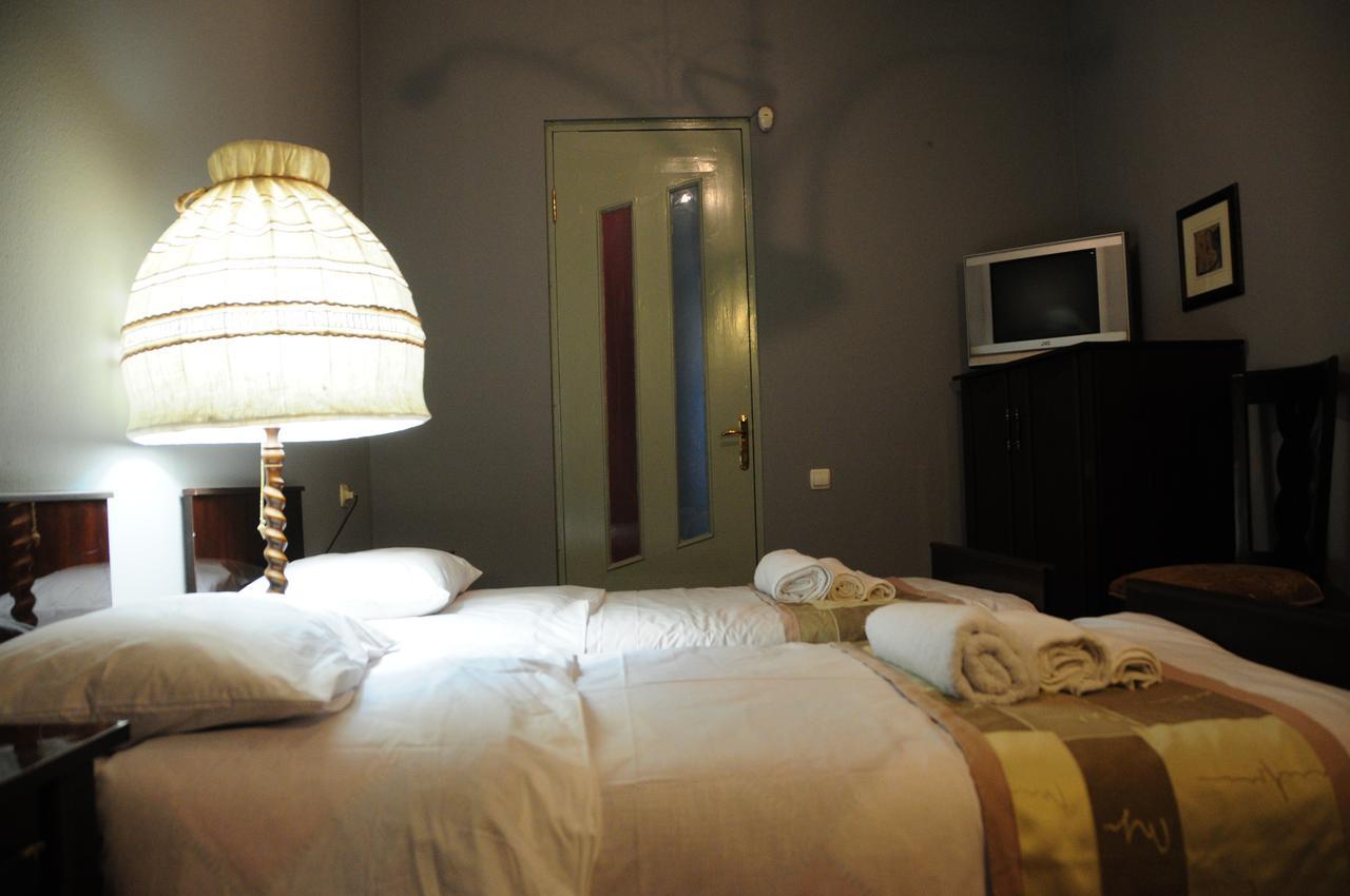 Tbilisioldhouse N52 Hostel Екстериор снимка