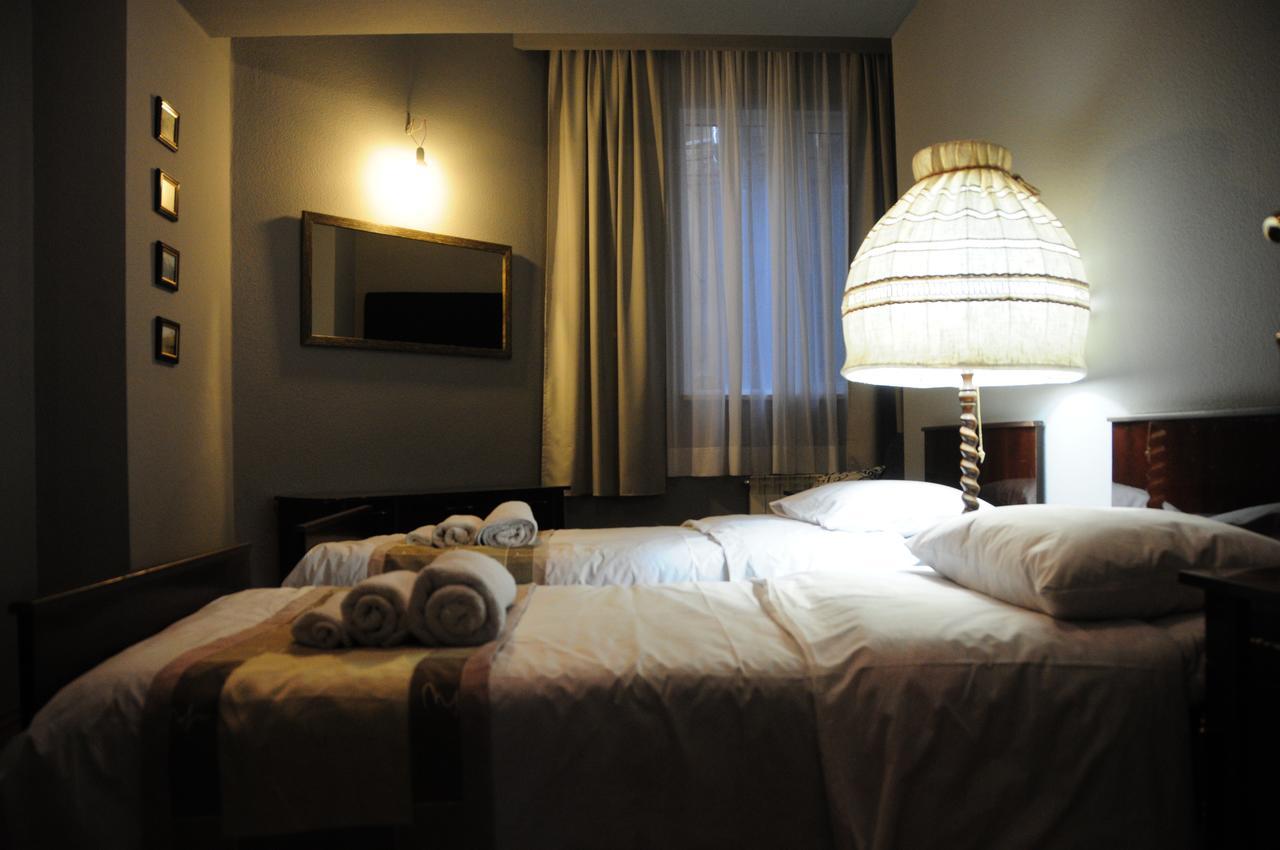 Tbilisioldhouse N52 Hostel Екстериор снимка